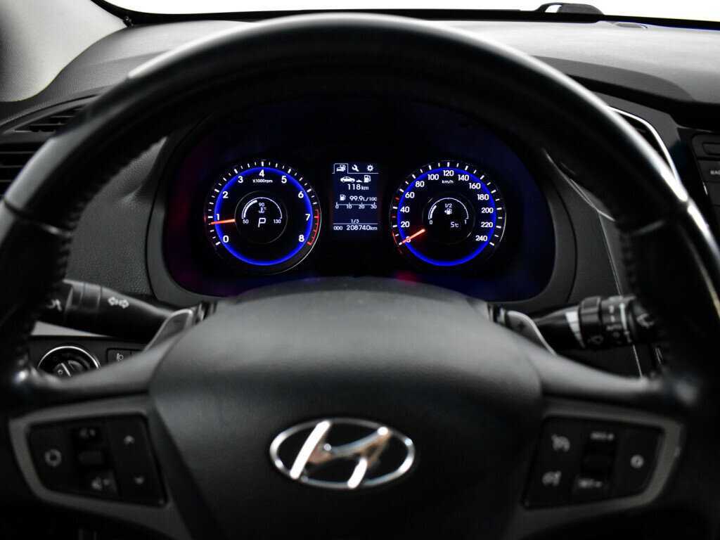 Купить Hyundai i40 с пробегом. Фото: #16