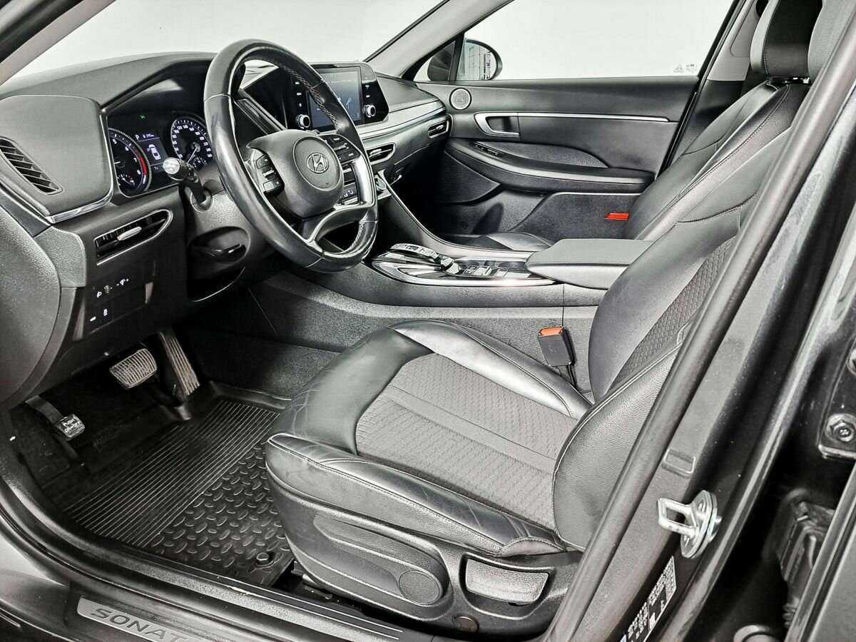 Купить Hyundai Sonata с пробегом. Фото: #13