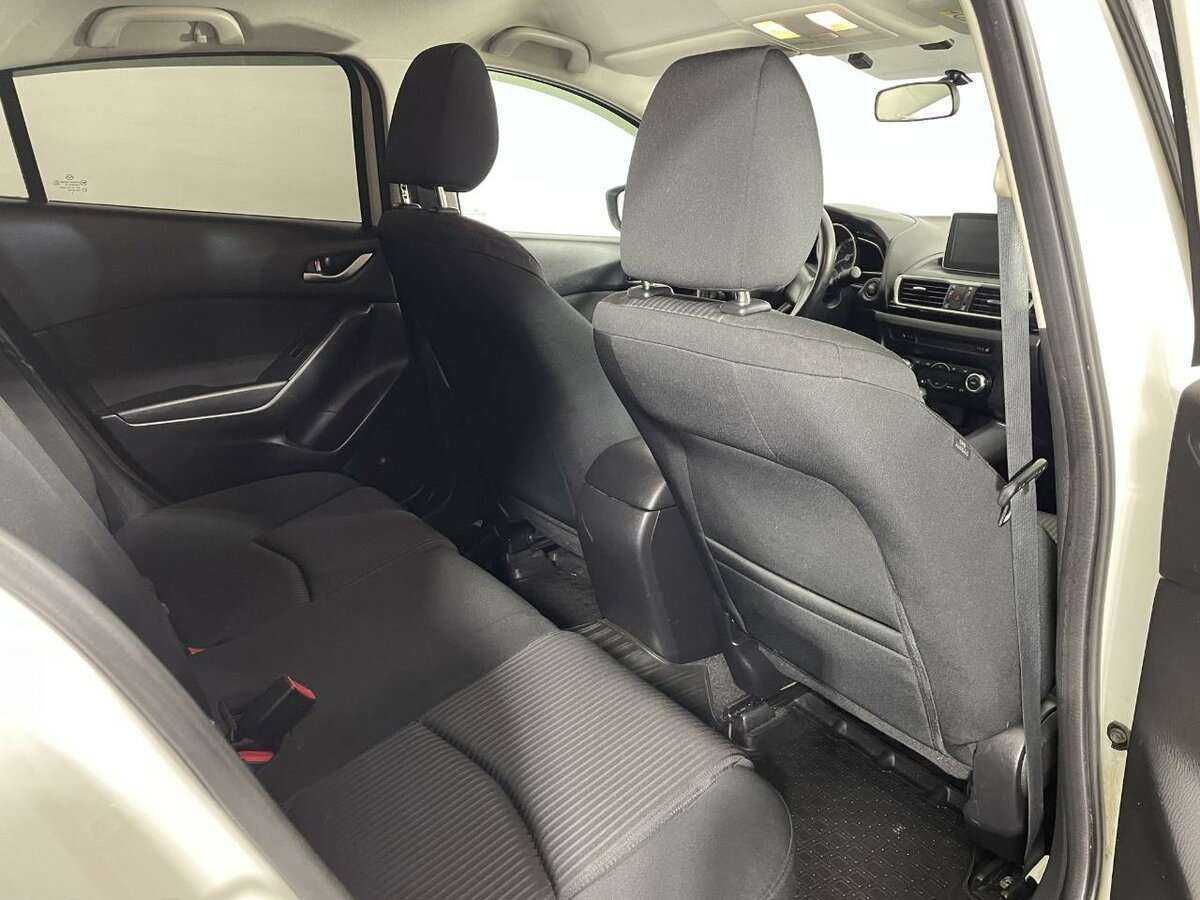 Купить Mazda 3 с пробегом. Фото: #15