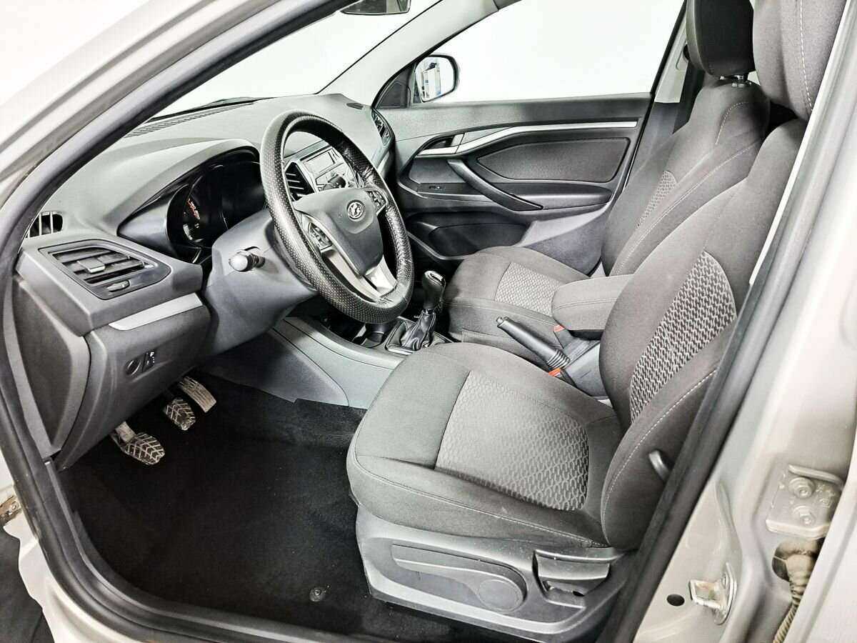 Купить Lada (ВАЗ) Vesta с пробегом. Фото: #10