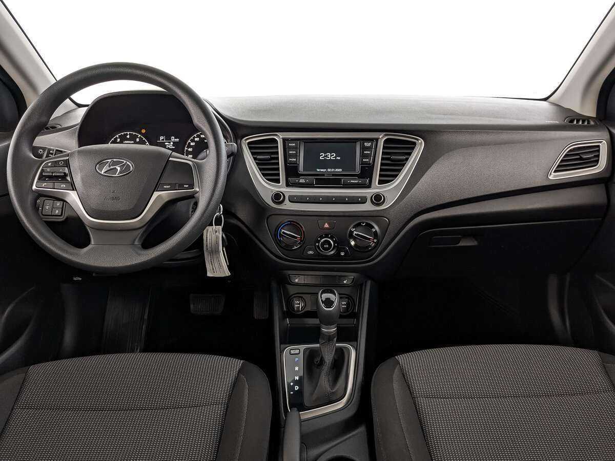 Купить Hyundai Solaris с пробегом. Фото: #11