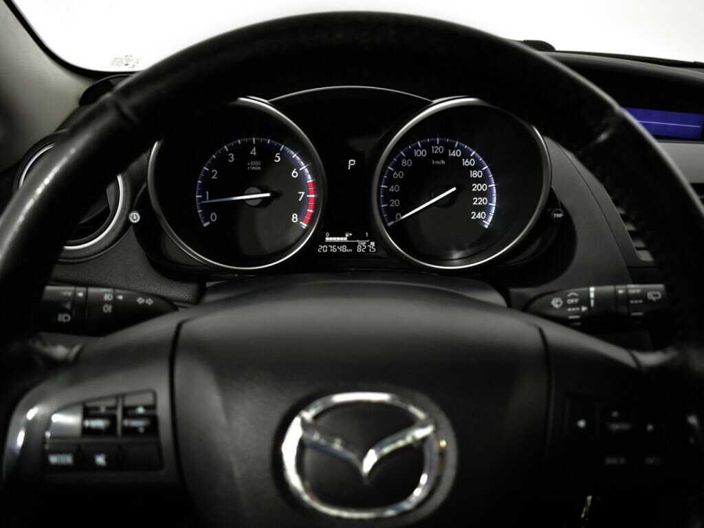 Купить Mazda 3 с пробегом. Фото: #10