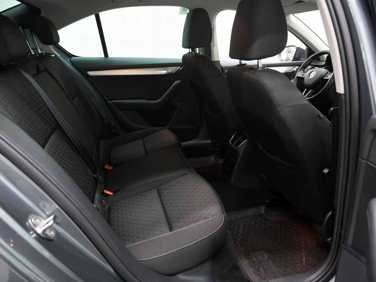 Купить Skoda Octavia с пробегом. Фото: #12