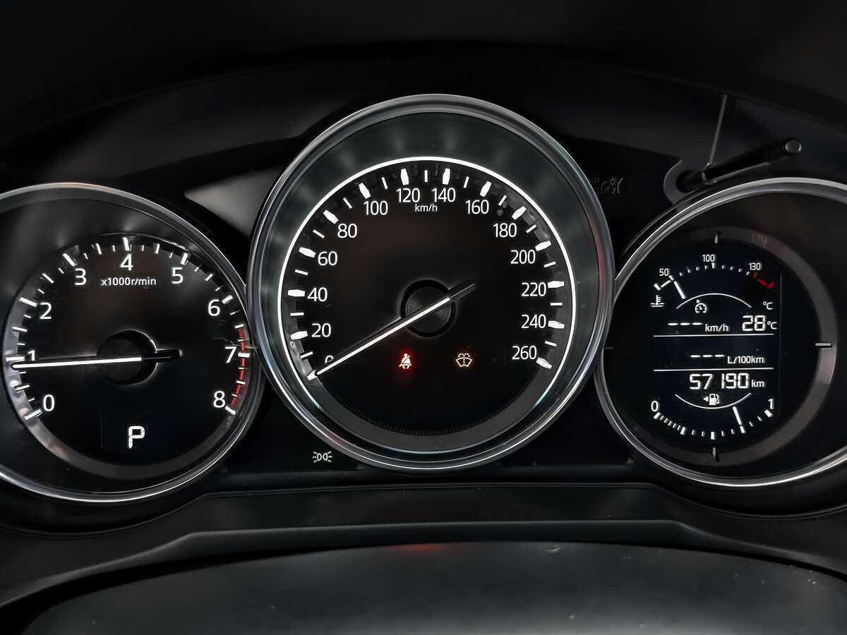 Купить Mazda 6 с пробегом. Фото: #11