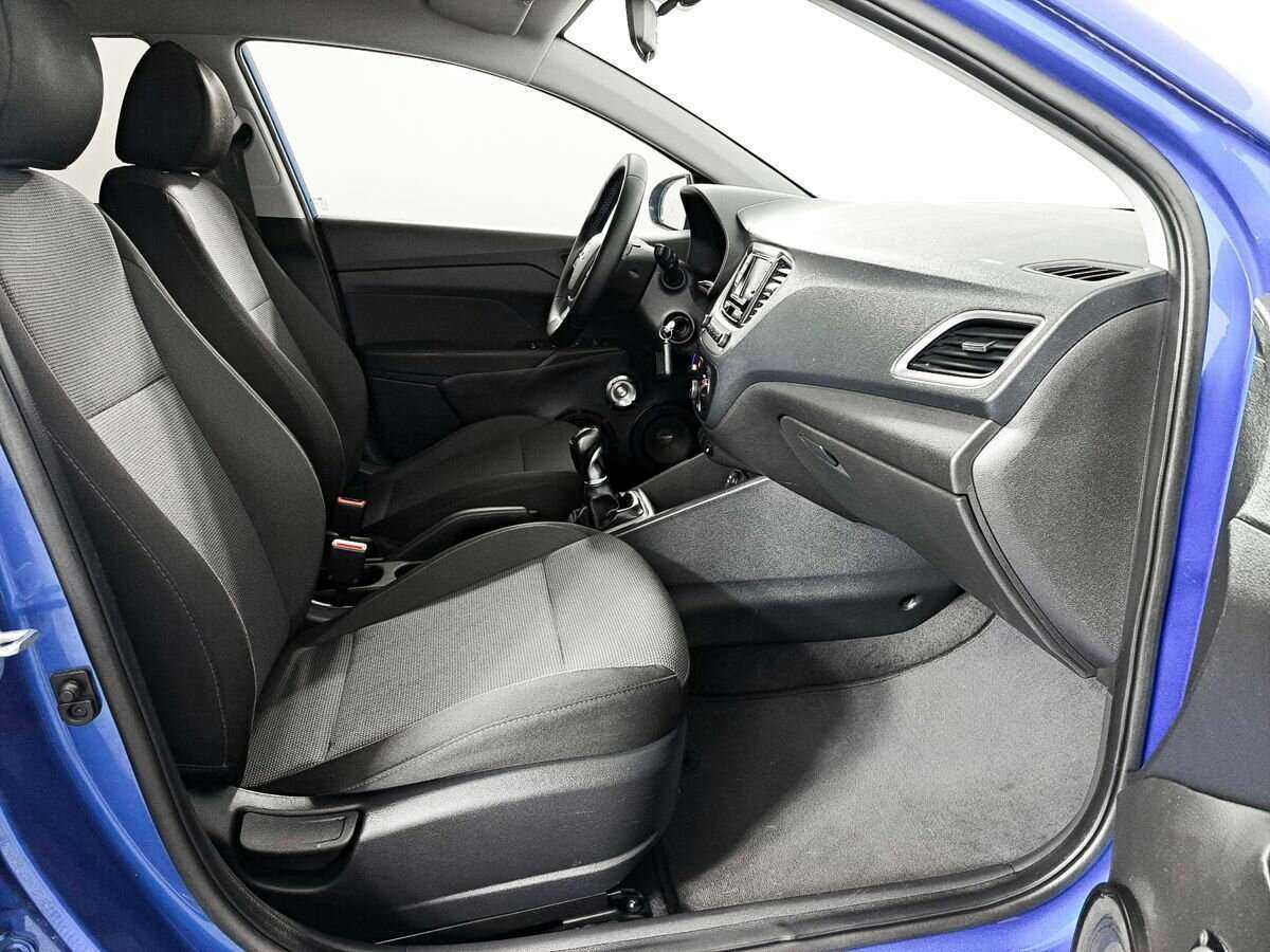 Купить Hyundai Solaris с пробегом. Фото: #8