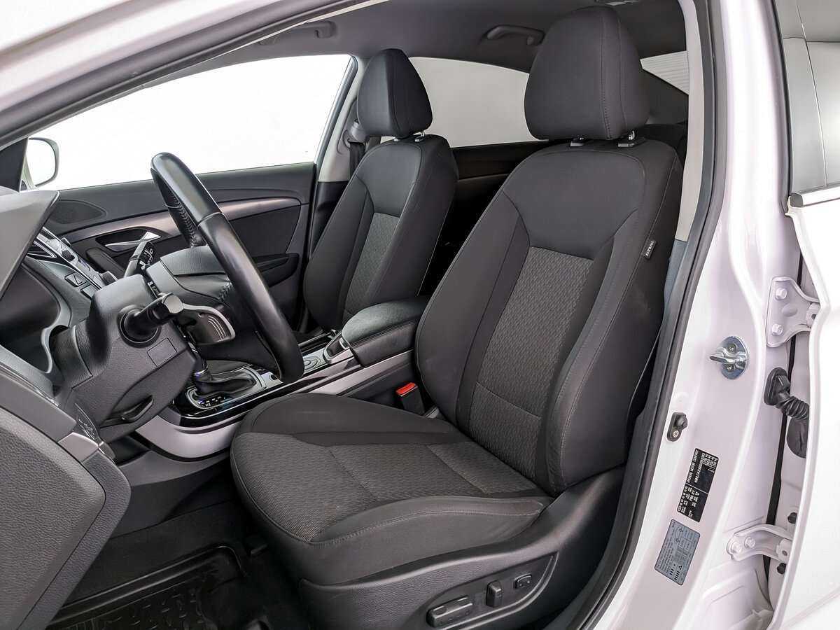 Купить Hyundai i40 с пробегом. Фото: #15