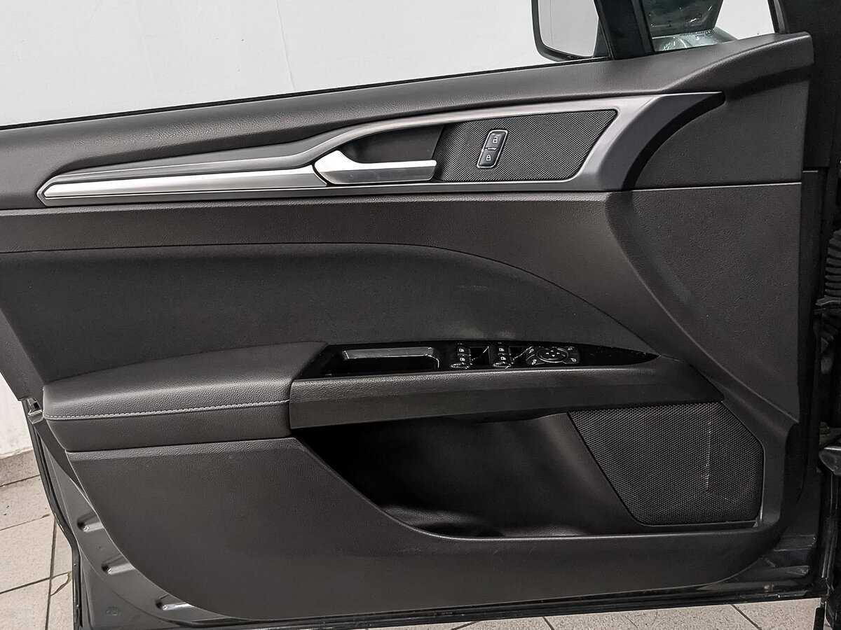 Купить Ford Mondeo с пробегом. Фото: #18