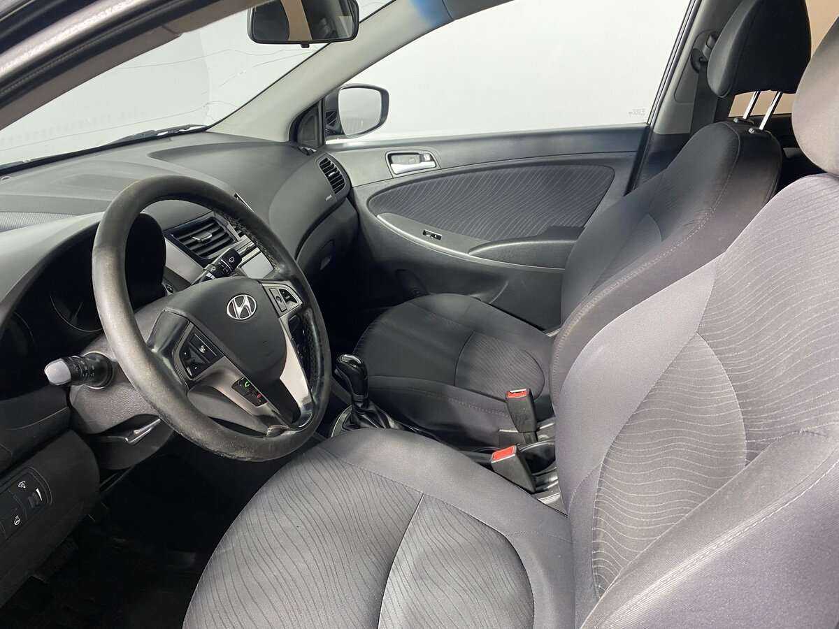 Купить Hyundai Solaris с пробегом. Фото: #8