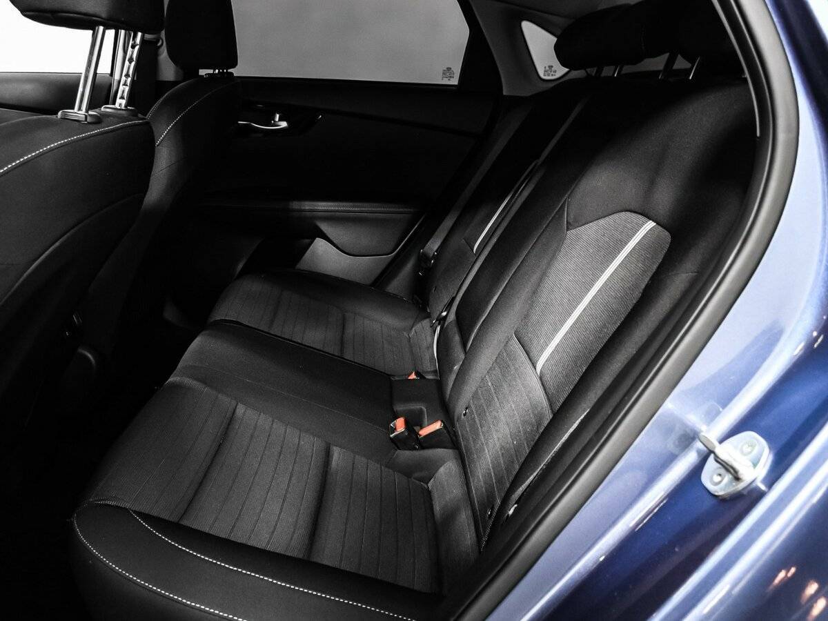 Купить Kia Cerato с пробегом. Фото: #11
