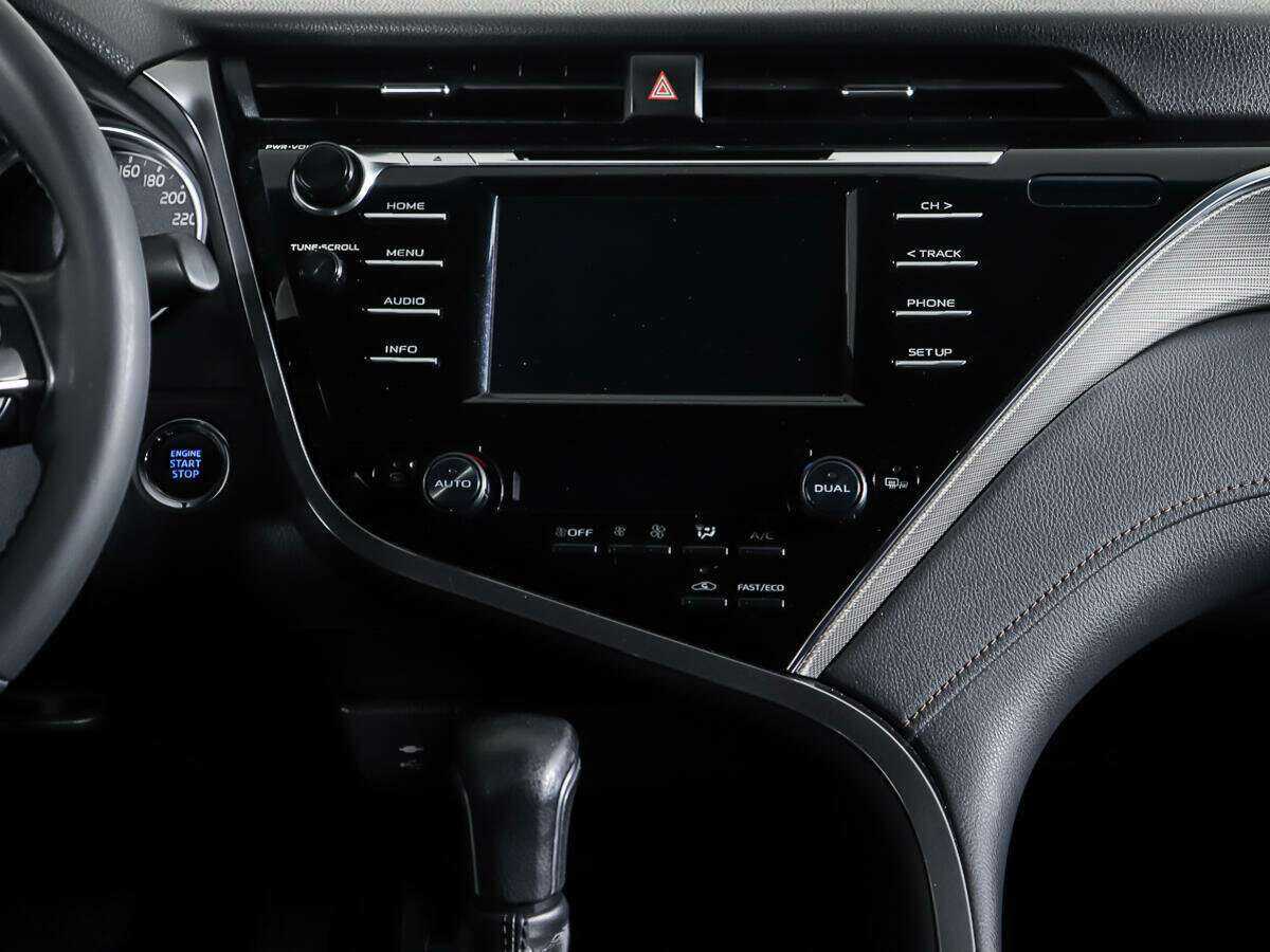 Купить Toyota Camry с пробегом. Фото: #11