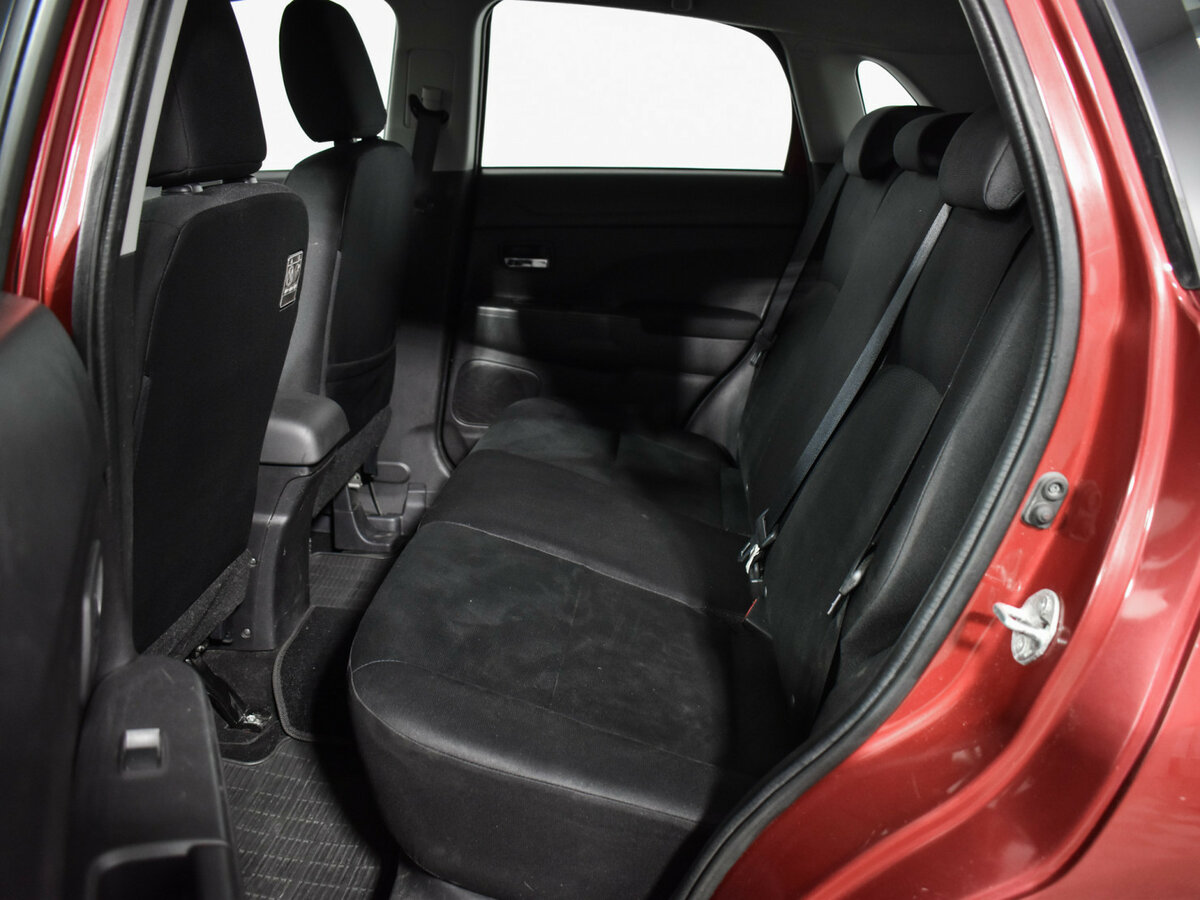 Купить Mitsubishi ASX с пробегом. Фото: #10