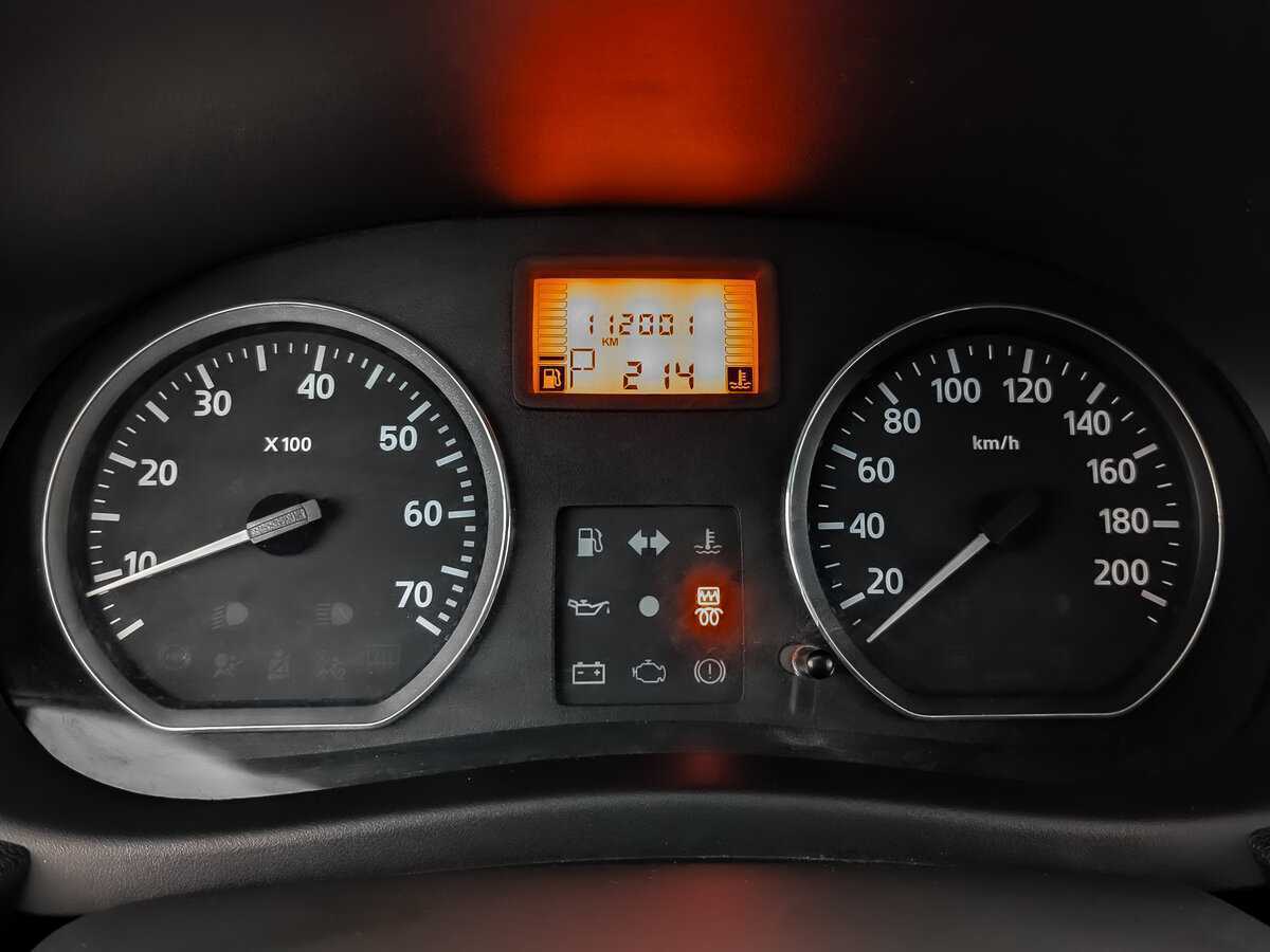 Купить Nissan Almera с пробегом. Фото: #11