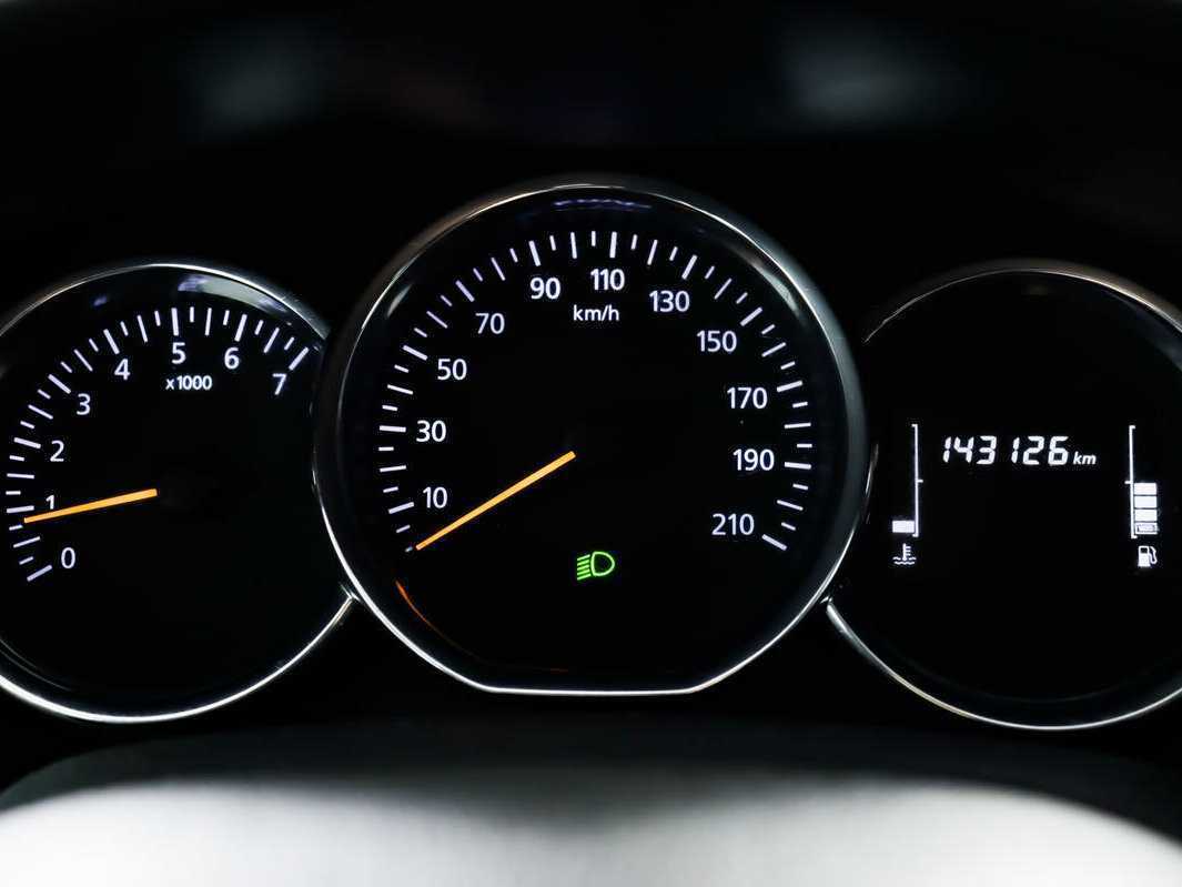 Купить Renault Logan с пробегом. Фото: #7