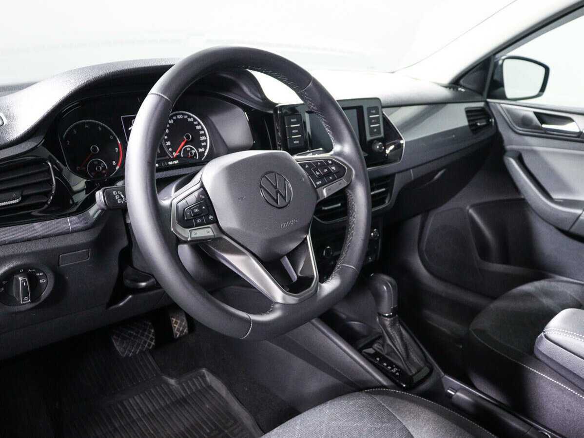 Купить Volkswagen Polo с пробегом. Фото: #11