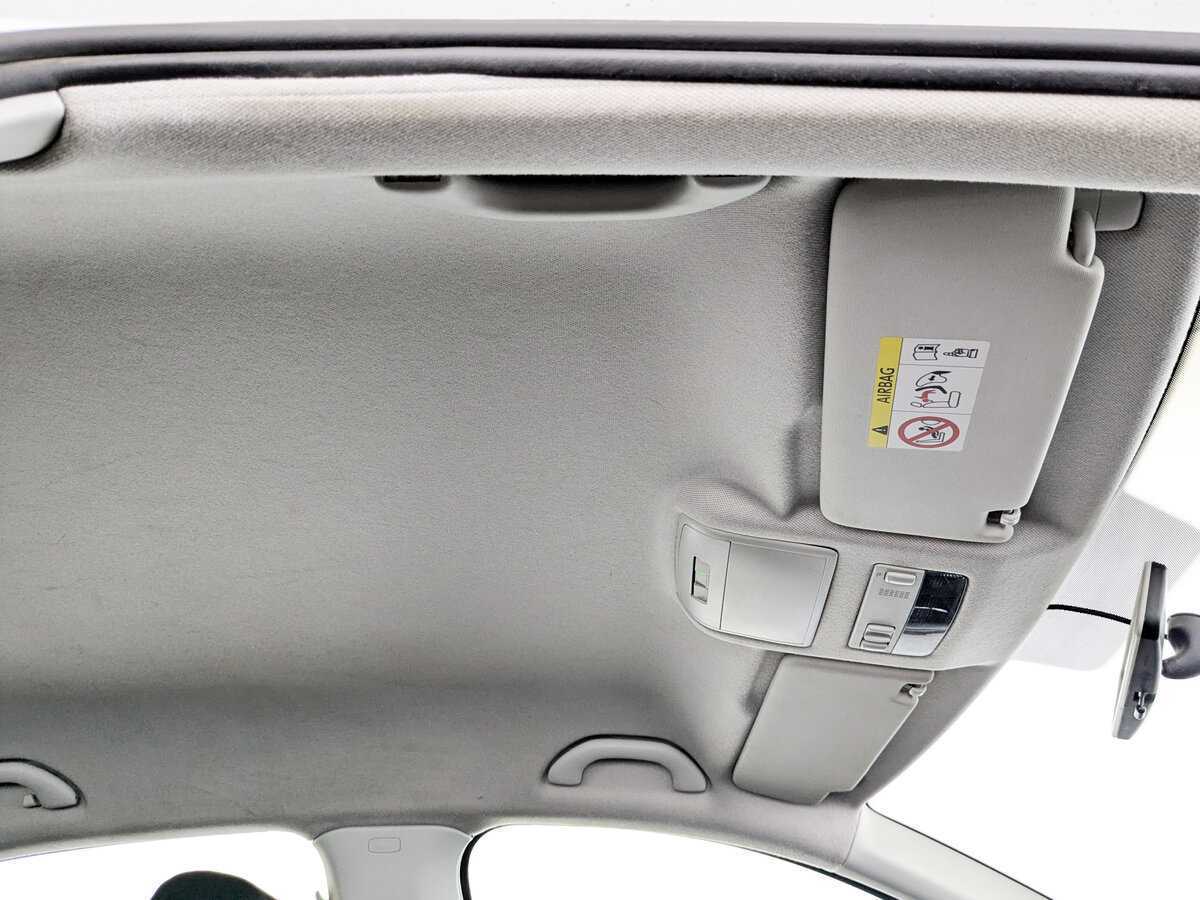 Купить Skoda Rapid с пробегом. Фото: #19