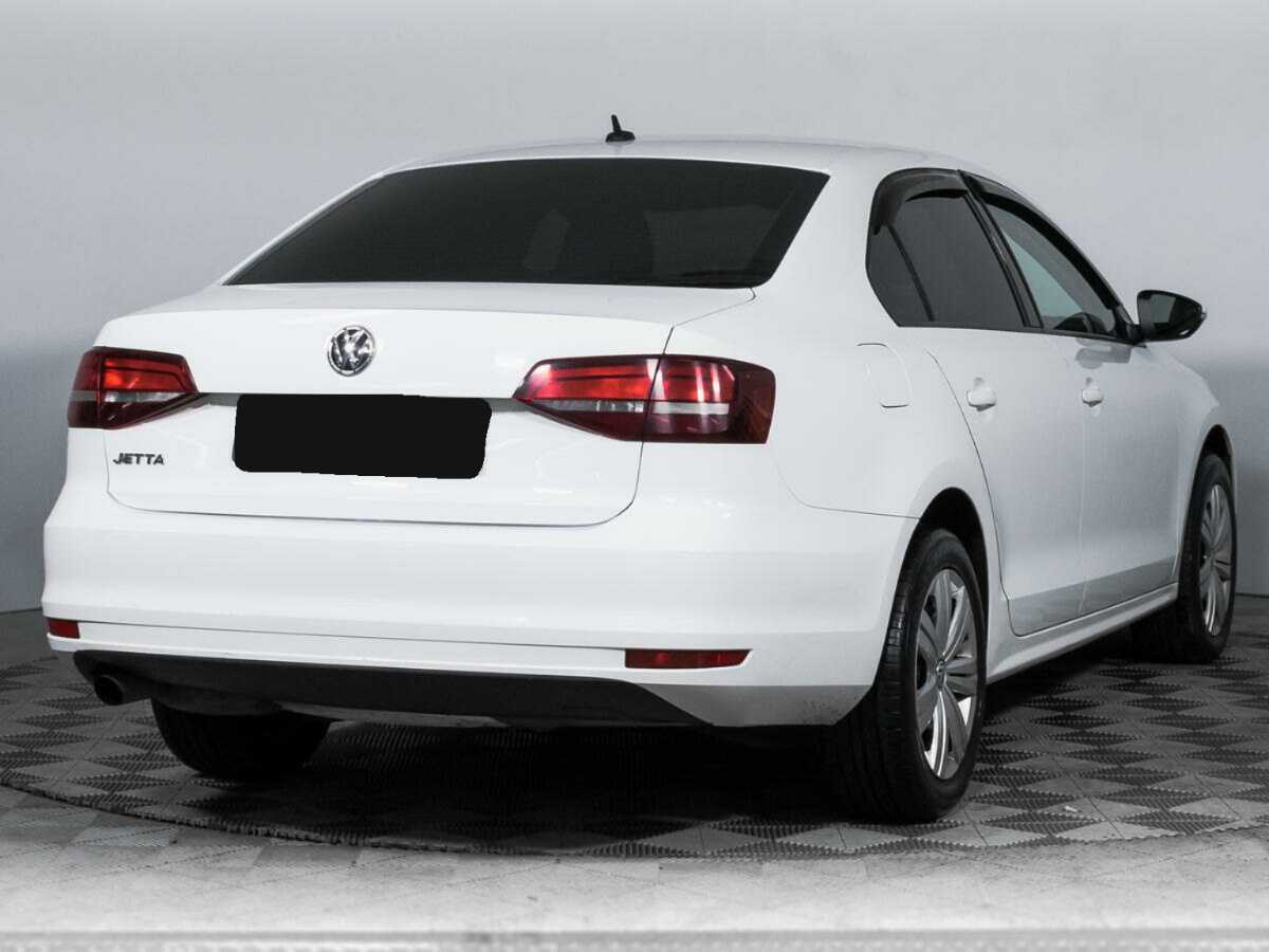 Купить Volkswagen Jetta с пробегом. Фото: #4