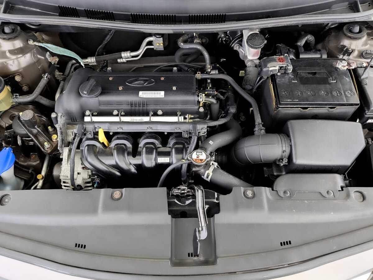 Купить Hyundai Solaris с пробегом. Фото: #8