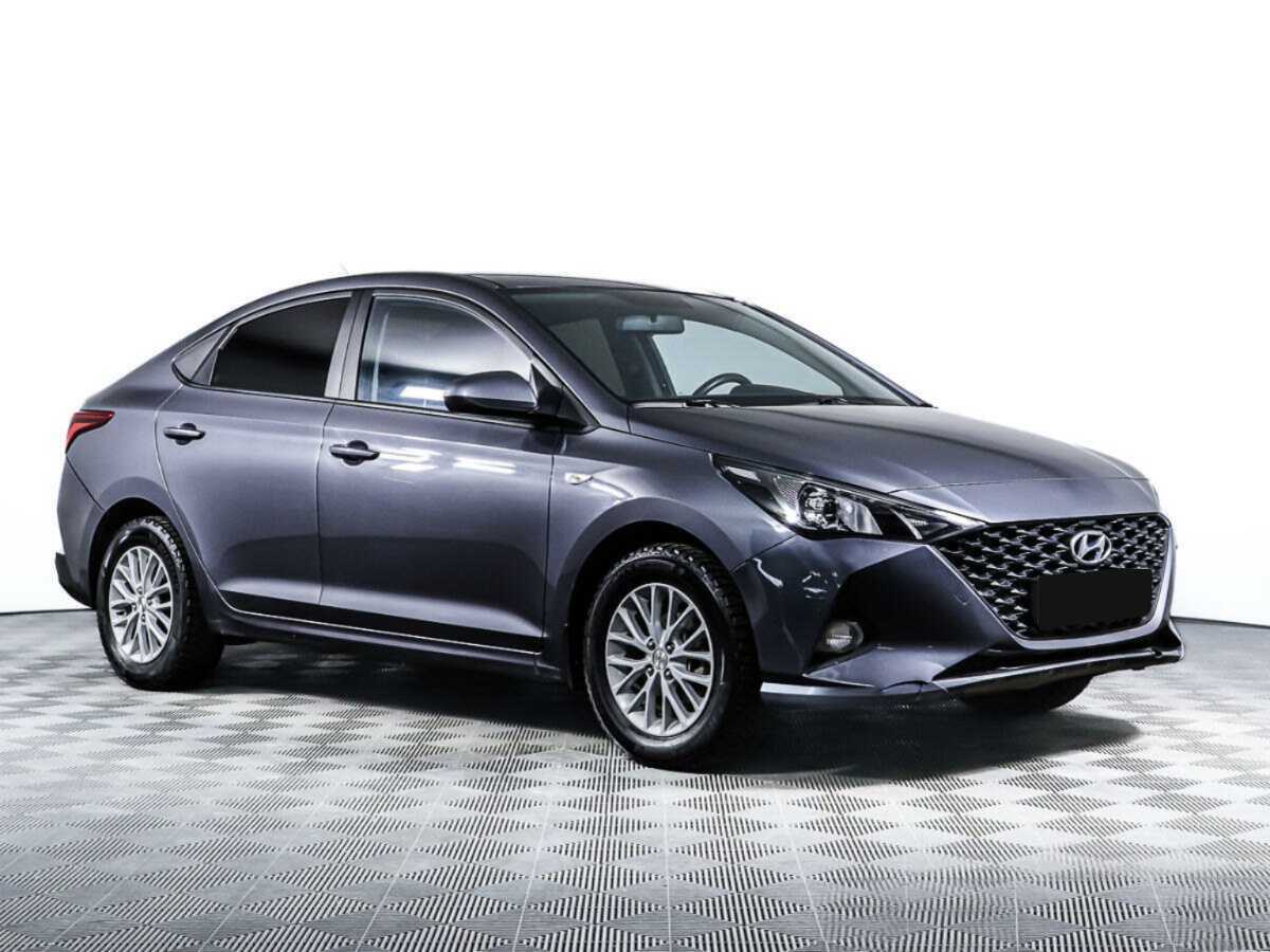 Купить Hyundai Solaris с пробегом. Фото: #2