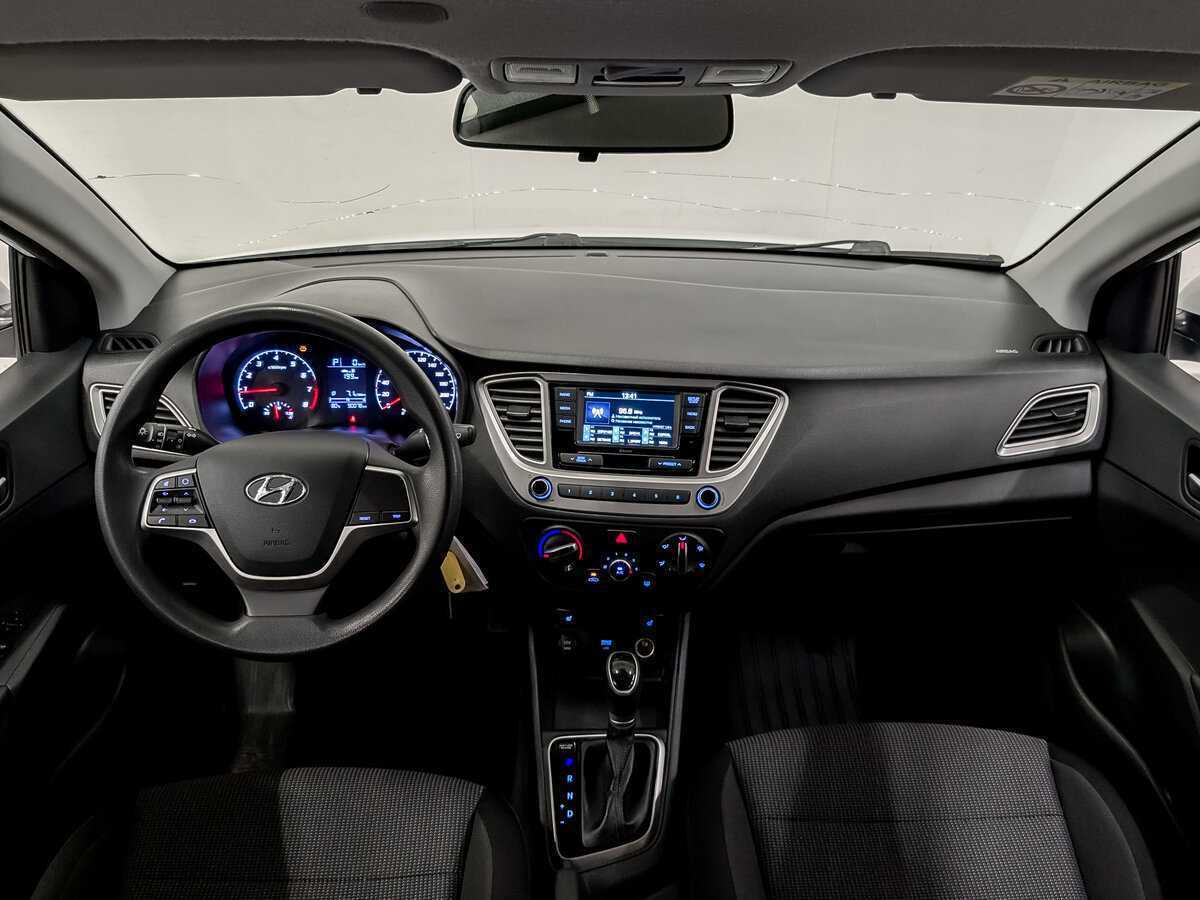 Купить Hyundai Solaris с пробегом. Фото: #13