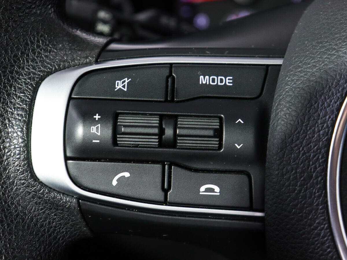 Купить Kia K5 с пробегом. Фото: #12