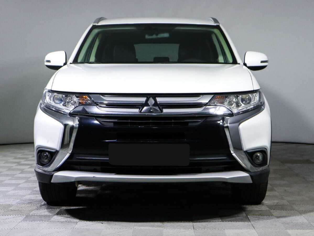 Купить Mitsubishi Outlander с пробегом. Посмотреть фото