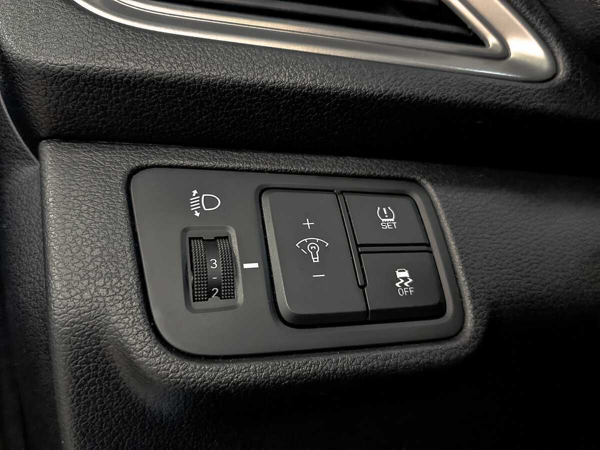 Купить Hyundai Solaris с пробегом. Фото: #23