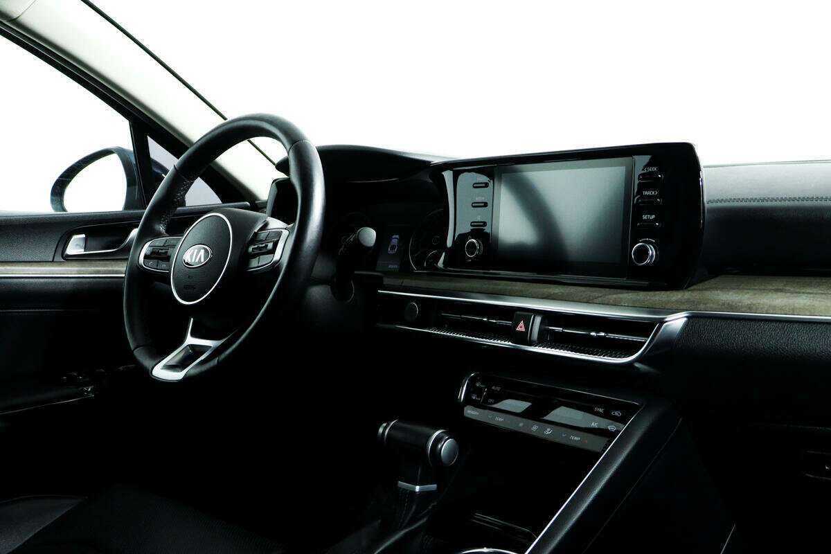 Купить Kia K5 с пробегом. Фото: #8