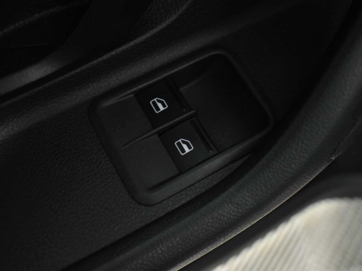 Купить Skoda Fabia с пробегом. Фото: #17