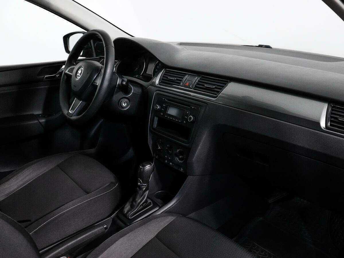 Купить Skoda Rapid с пробегом. Фото: #8