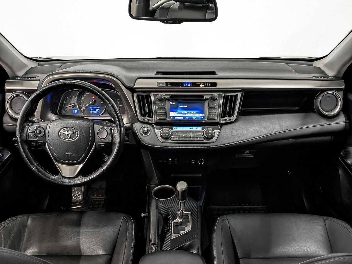 Купить Toyota RAV4 с пробегом. Фото: #13