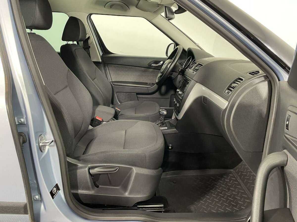 Купить Skoda Yeti с пробегом. Фото: #13