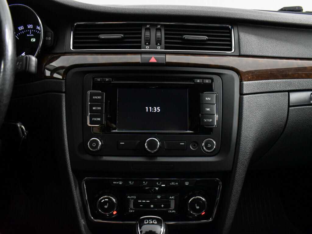 Купить Skoda Superb с пробегом. Фото: #12