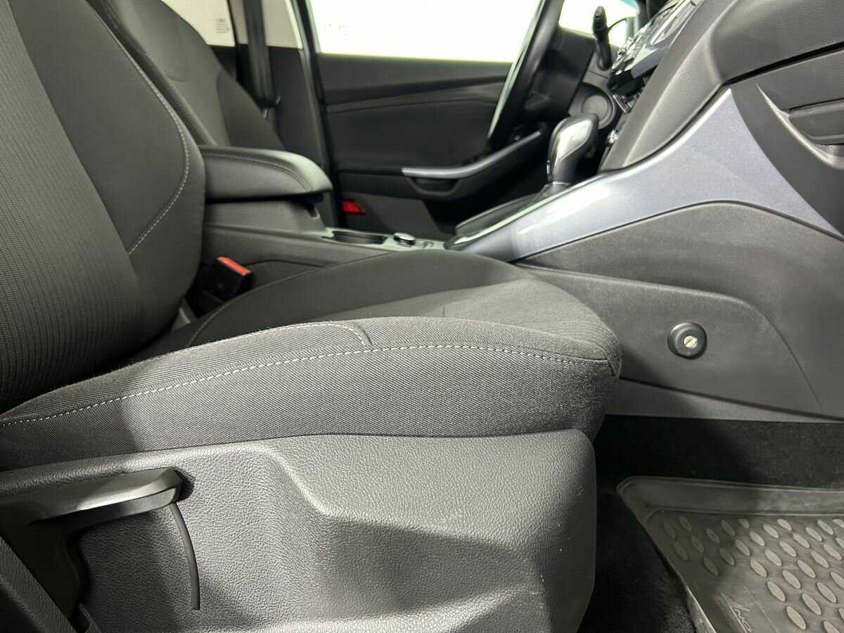 Купить Ford Focus с пробегом. Фото: #13