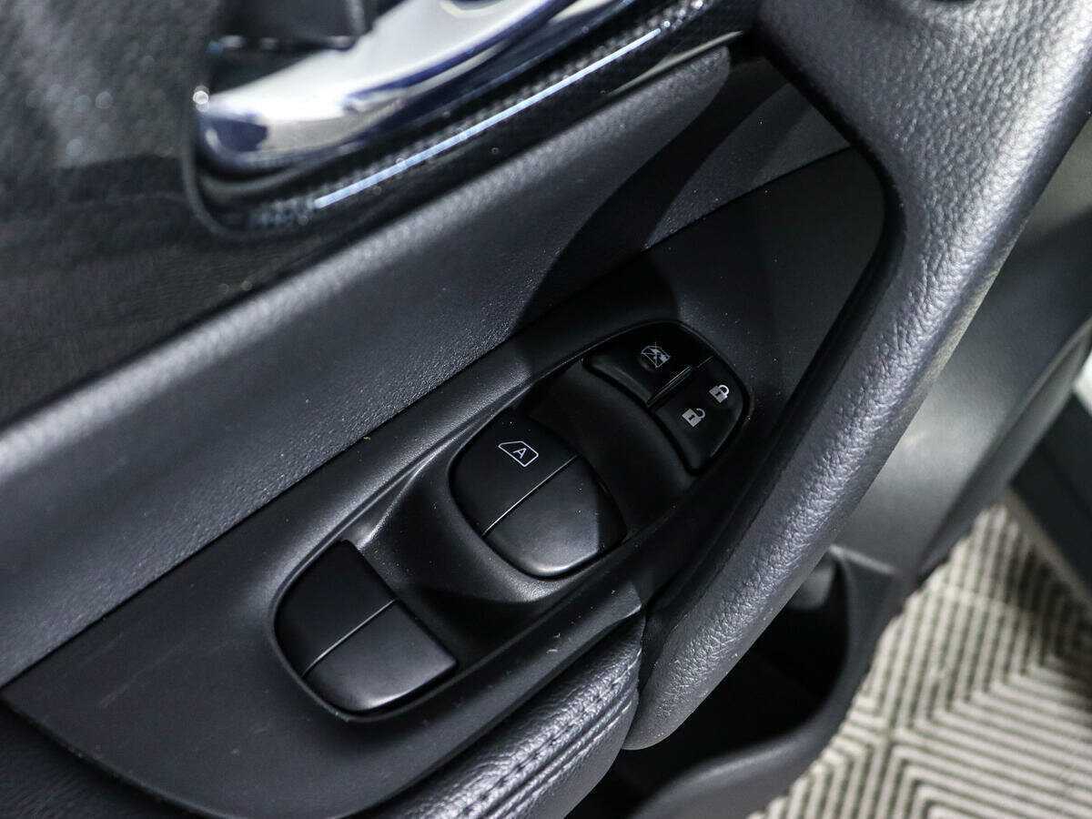 Купить Nissan X-Trail с пробегом. Фото: #14