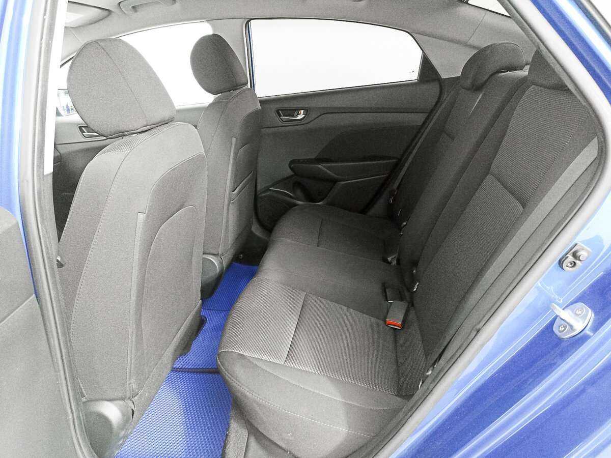 Купить Hyundai Solaris с пробегом. Фото: #11