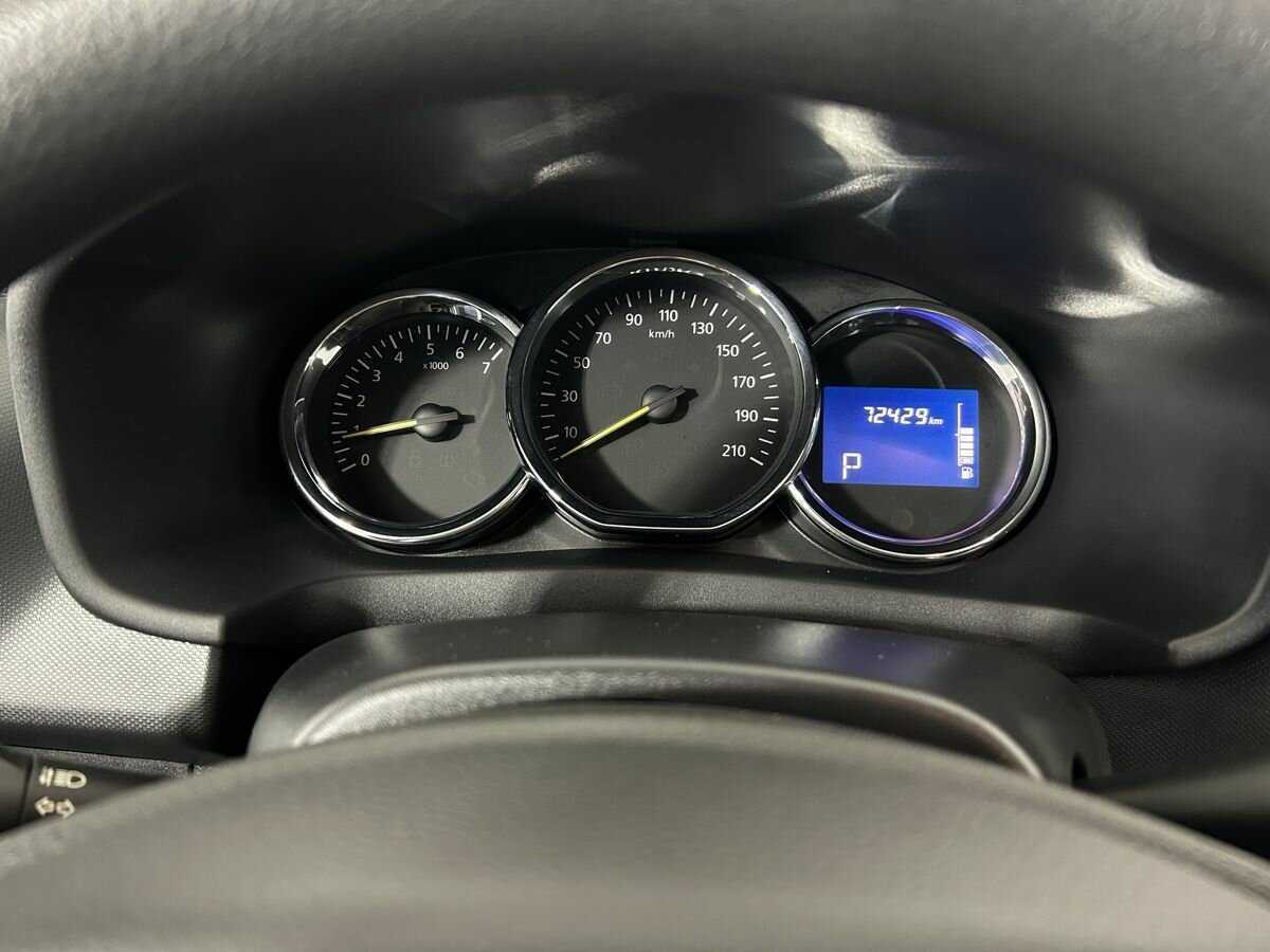 Купить Renault Logan с пробегом. Фото: #10