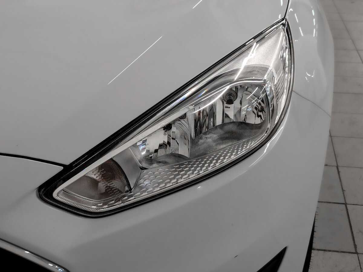Купить Ford Focus с пробегом. Фото: #16