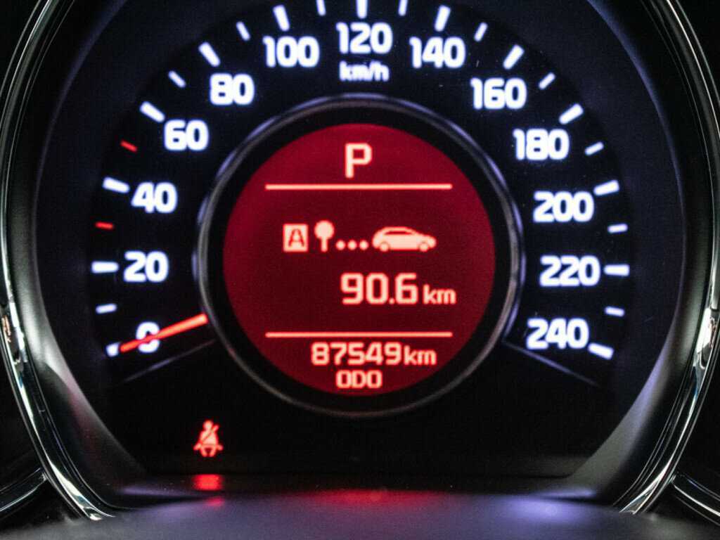 Купить Kia Ceed с пробегом. Фото: #6