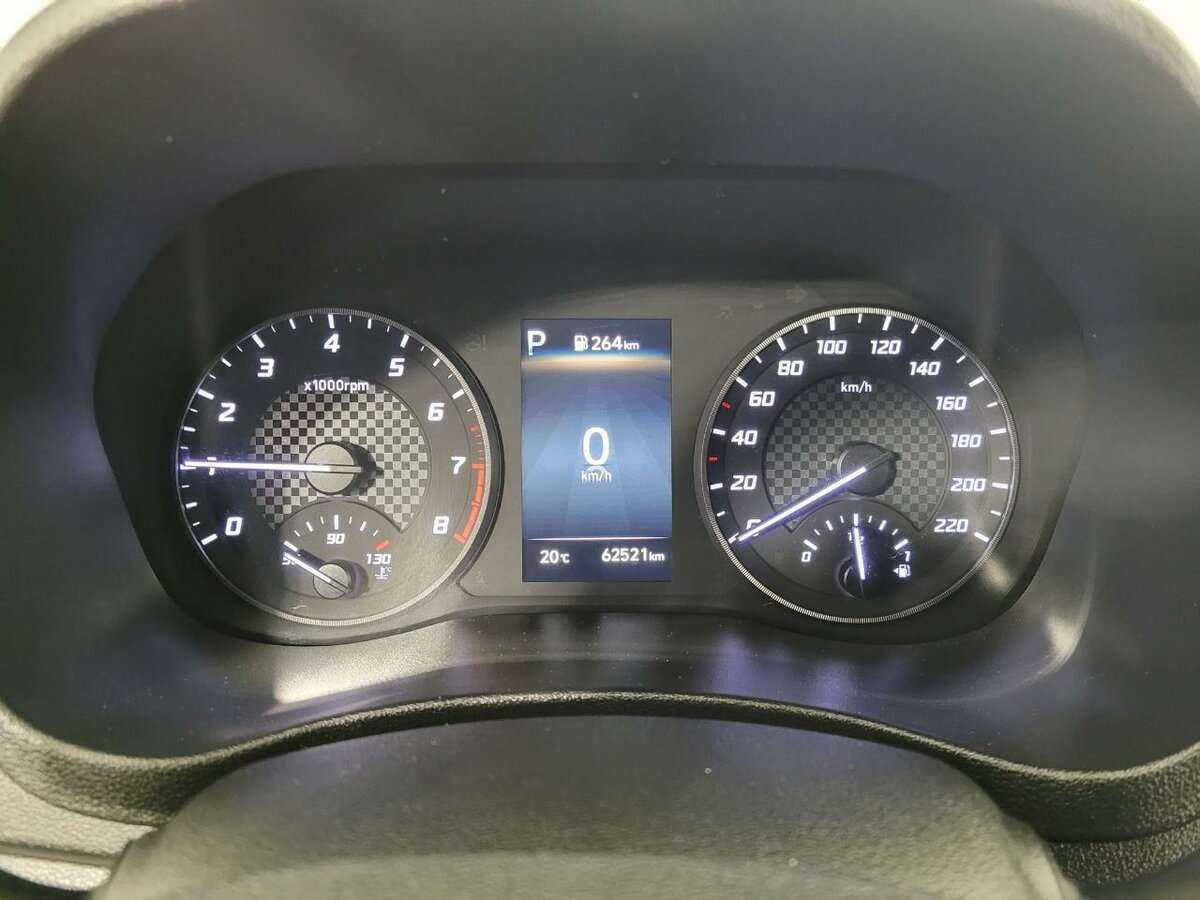 Купить Hyundai Solaris с пробегом. Фото: #10