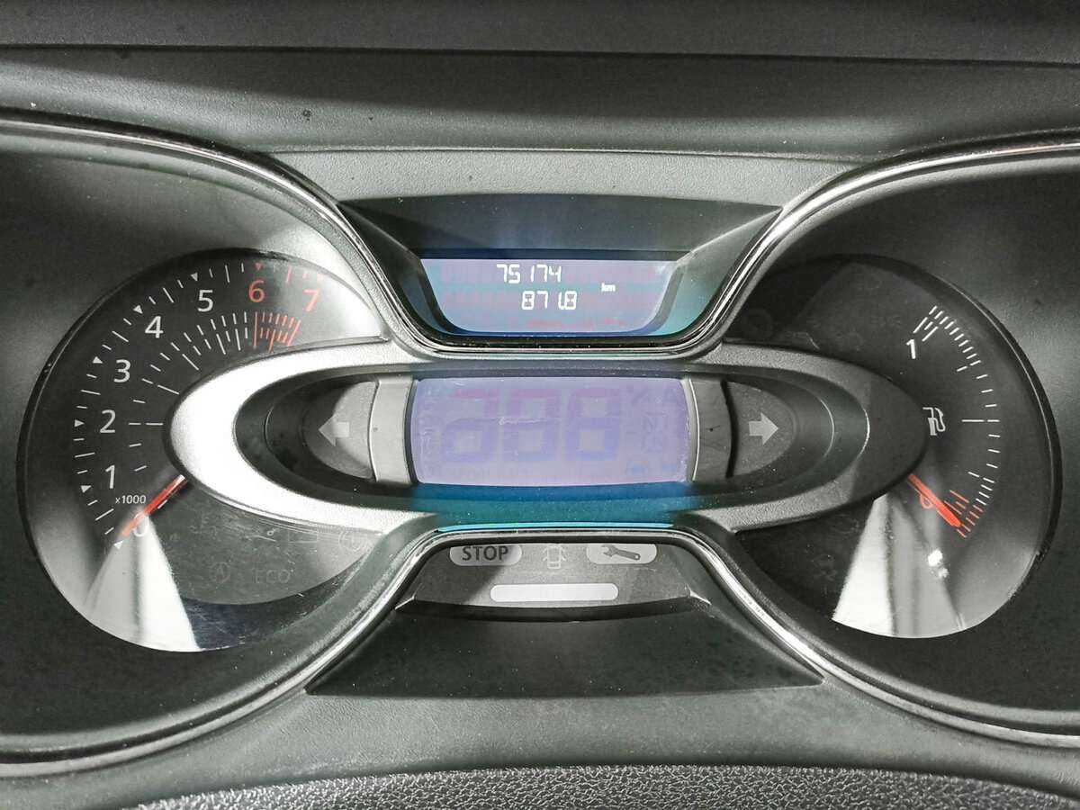 Купить Renault Kaptur с пробегом. Фото: #10
