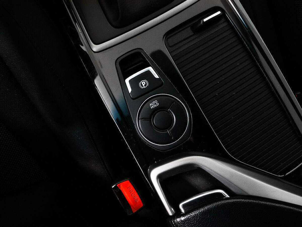 Купить Hyundai i40 с пробегом. Фото: #9