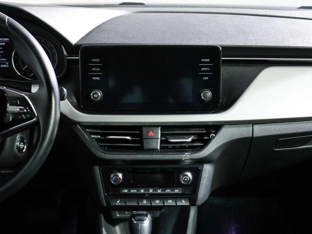 Купить Skoda Rapid с пробегом. Фото: #10