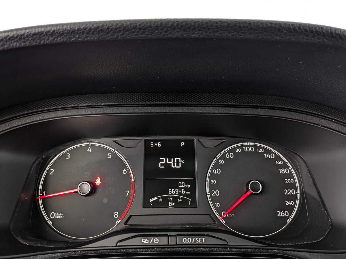 Купить Volkswagen Polo с пробегом. Фото: #11