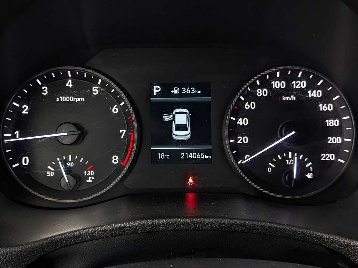 Купить Hyundai Solaris с пробегом. Фото: #15