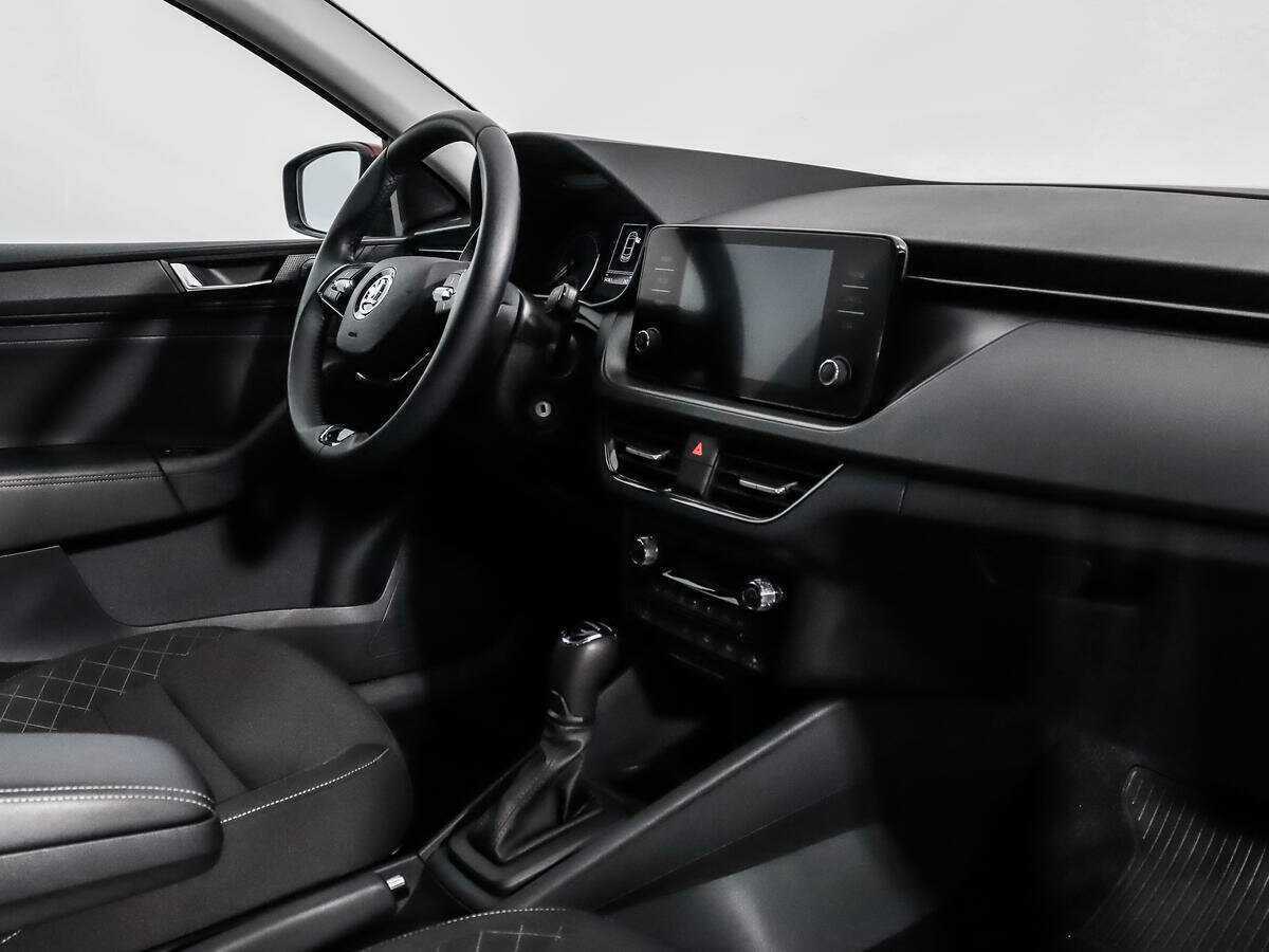 Купить Skoda Rapid с пробегом. Фото: #10