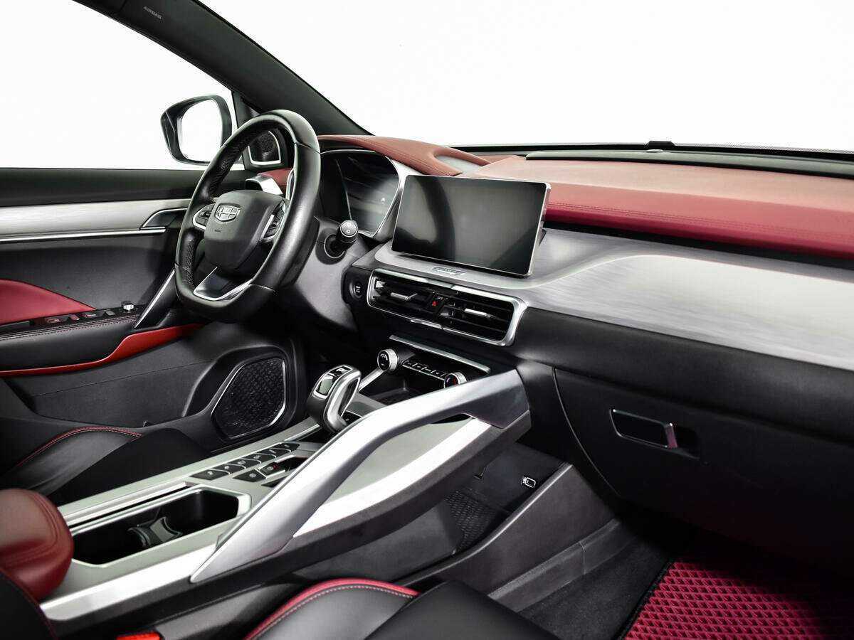 Купить Geely Coolray с пробегом. Фото: #8