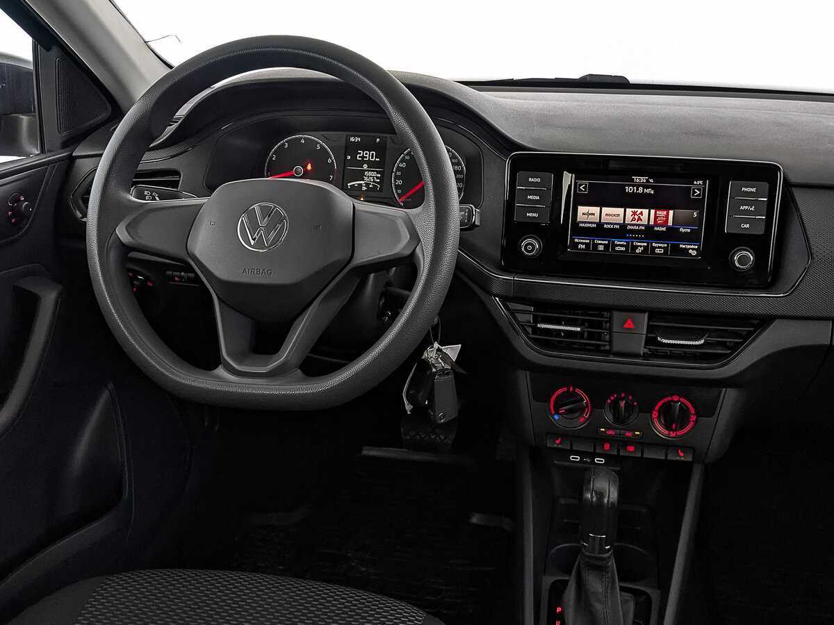 Купить Volkswagen Polo с пробегом. Фото: #23