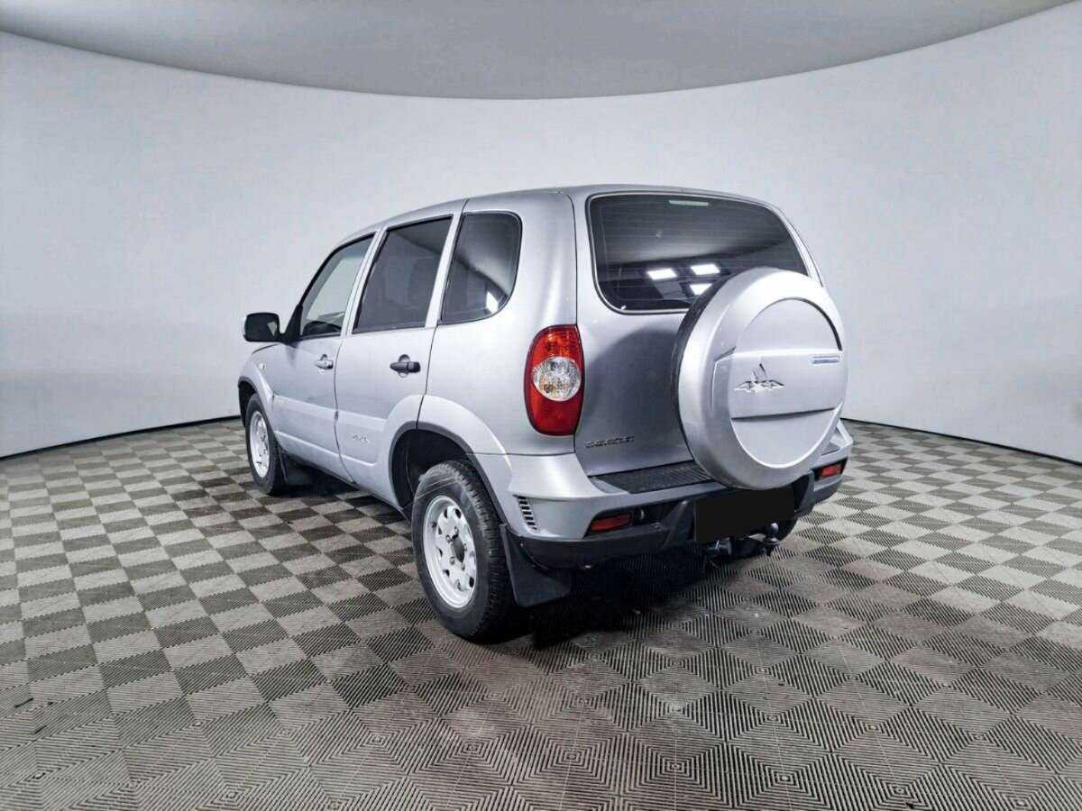 Купить Chevrolet Niva с пробегом. Фото: #6