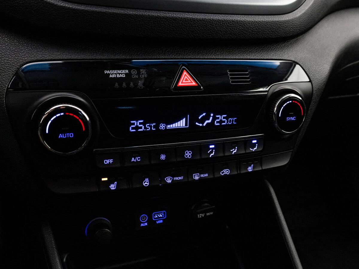 Купить Hyundai Tucson с пробегом. Фото: #11