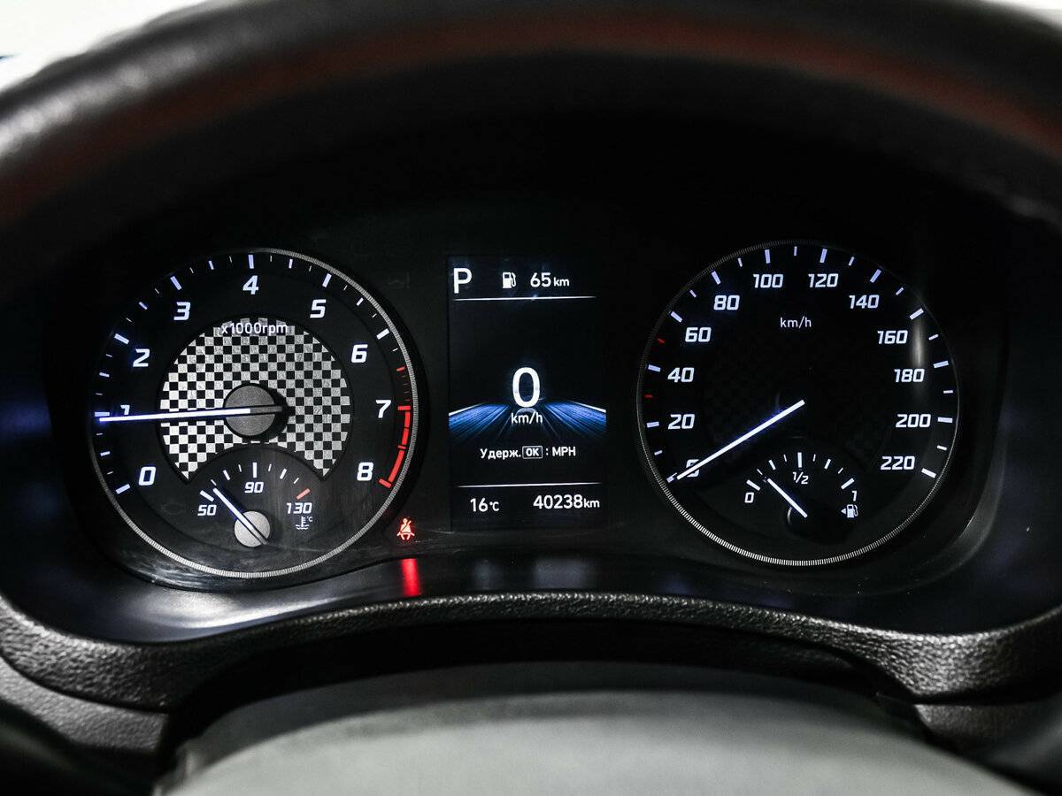 Купить Hyundai Solaris с пробегом. Фото: #9